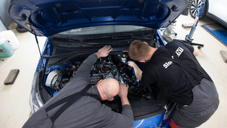 Týchto 6 nenápadných a lacných áut z bazáru nepozná servis. Neváhajte - Poradňa - Auto - Pravda