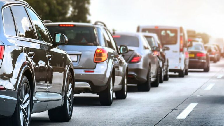 Z emisnej normy Euro 7 je ‘ohlodaná kosť‘. Automobilky oslavujú, ekológovia zúria - Doprava - Auto - Pravda