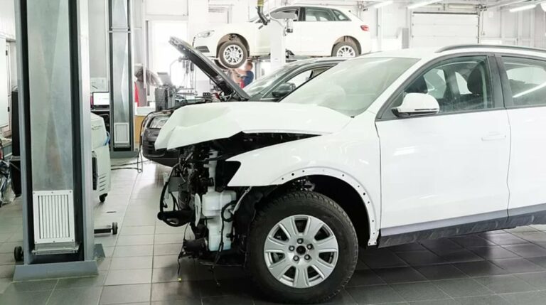 Poisťovne majú pri opravách z PZP začať používať použité náhradné diely. Hrozí rast krádeží áut na diely, upozorňujú Rusi - AUTOVINY.sk