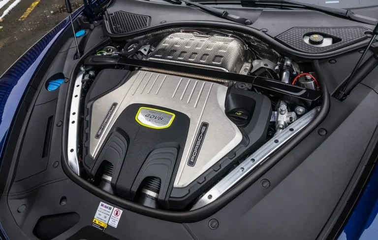 Zákaz spalovacích motorů v roce 2035? Už i Porsche vidí problém | Auto.cz