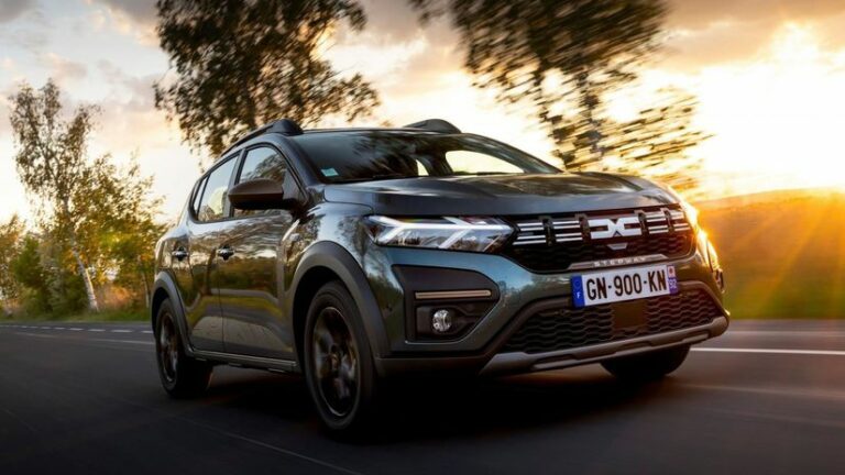 Sandero pred Peugeotom 208: Toto sú najpredávanejšie malé autá v Európe - Magazín - Auto - Pravda