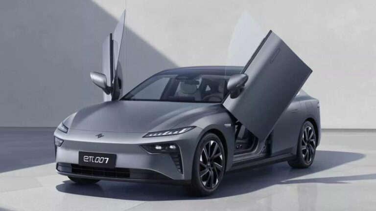 Dongfeng eπ  007: Čínska ‘Tesla S‘ vyráža dych dverami, výkonom aj nízkou cenou - Novinky - Auto - Pravda