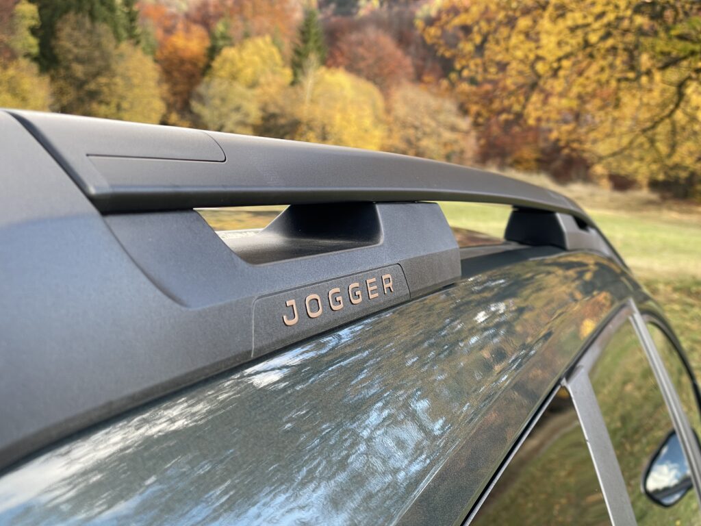 Dacia Jogger Extreme 19 Test Dacia Jogger EXTREME TCe ECO-G 100 (LPG): Štýlový kombík s mamutím dojazdom