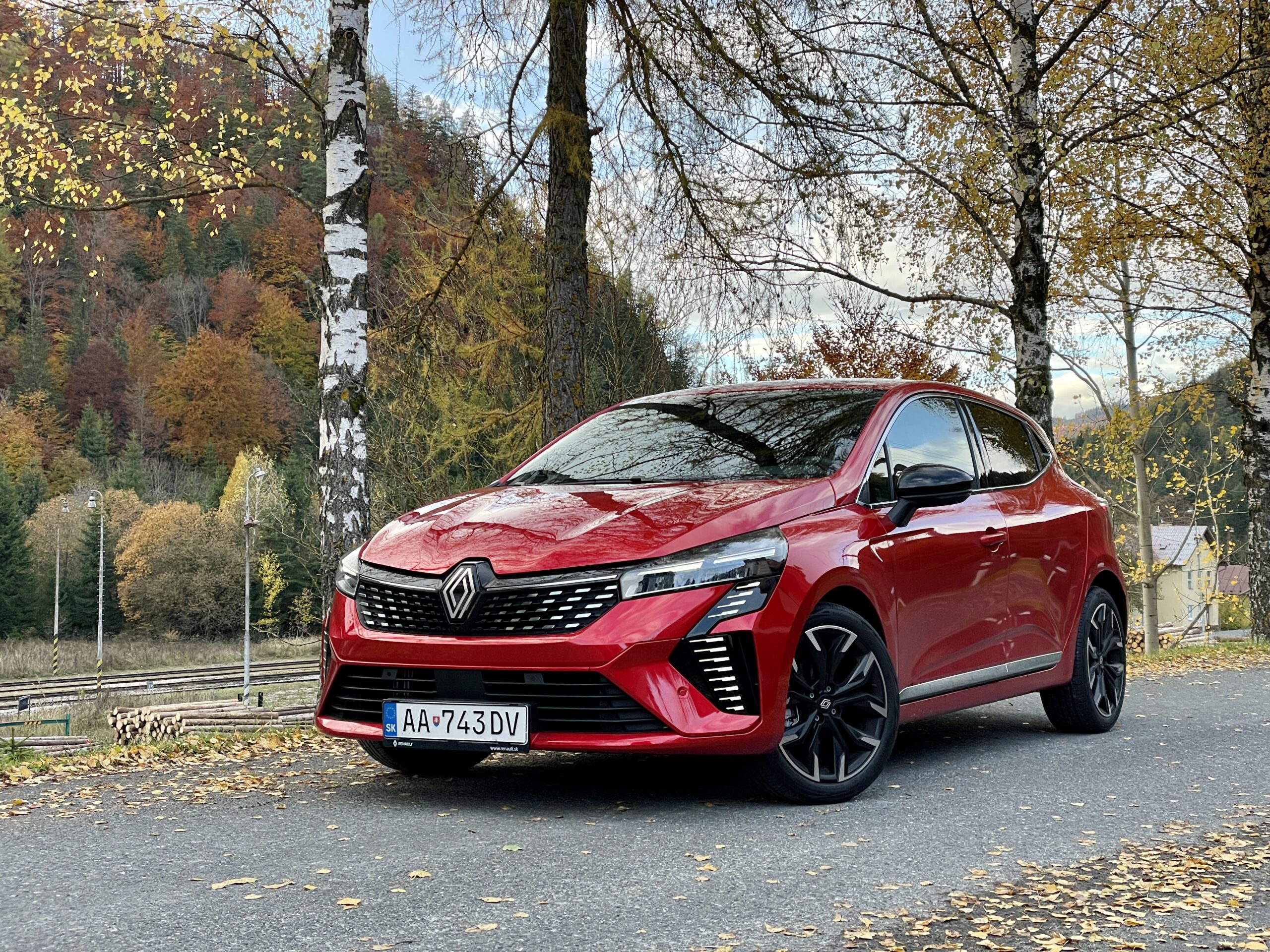 Novy Renault Clio 24 1 scaled Test Renault Clio TECHNO TCe 90: Po modernizácii dostal nový dizajnový jazyk a inovatívne detaily
