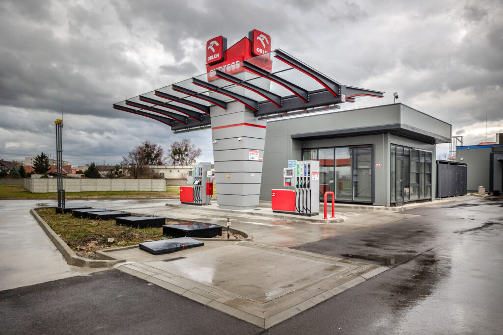 ORLEN Rozširuje svoju sieť na slovenskom trhu: Nové čerpacie stanice v Gabčíkove a Zlatých Klasoch