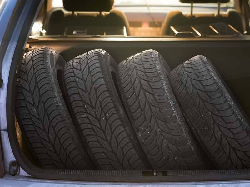 Za spätný zber pneumatík by ste nemali platiť: Ako to funguje v praxi?