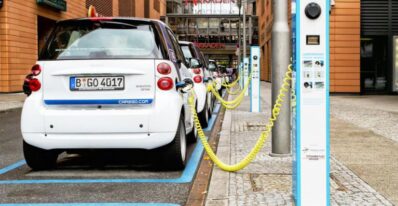 berlin elektromobily clanokW Zmena kurzu v EÚ: Elektromobily už nie sú považované za bezemisné