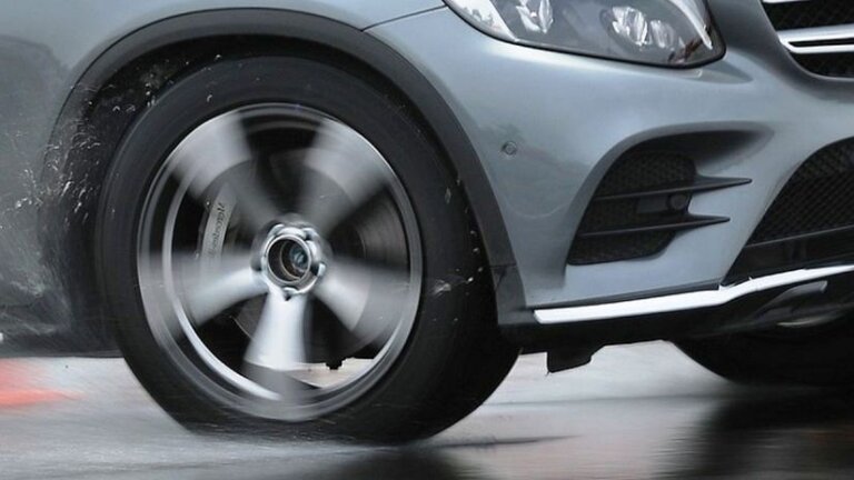 Plánujete kúpu celoročných pneumatík?  Tento test vám pomôže vybrať tú správnu - Poradňa - Auto - Pravda