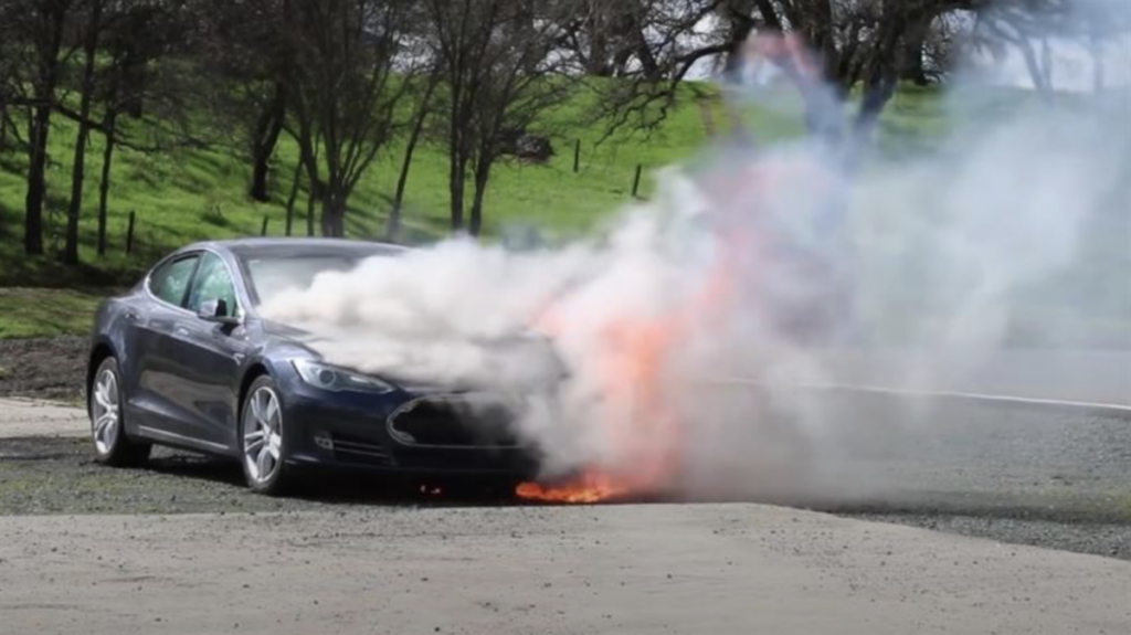 Elektromobily a požiare: Mýtus o častejšom horení vyvrátený