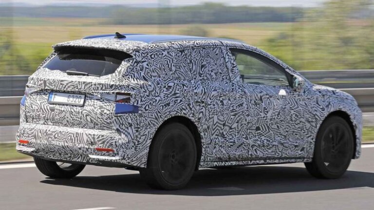 Škoda Elroq: Menšie elektrické SUV nachytali na cestách - Magazín - Auto - Pravda