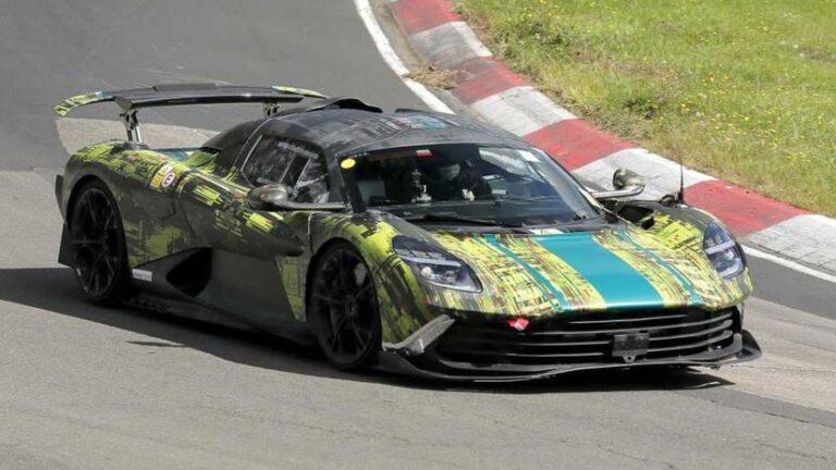 Aston Martin Valhalla už krúži po Nürburgringu. Bude ale rekordérom? - Magazín - Auto - Pravda