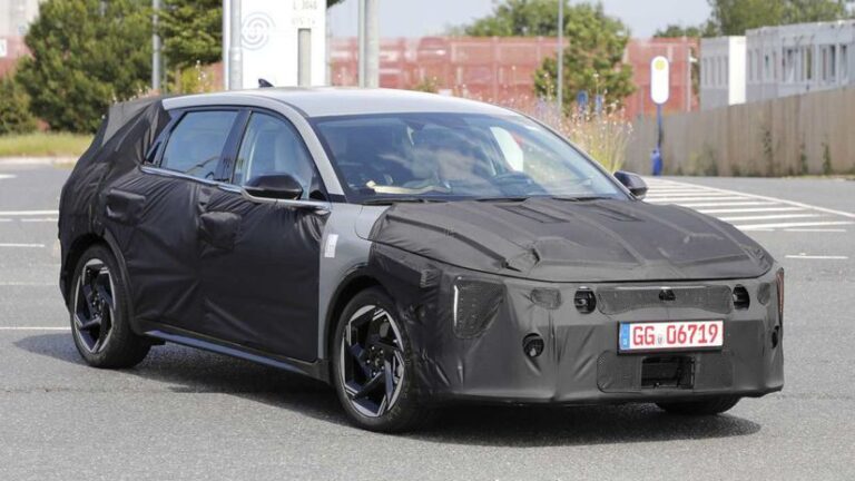 Kia Ceed: Štvrtá generácia sa blíži. Bude väčšia a odvážnejšia - Magazín - Auto - Pravda