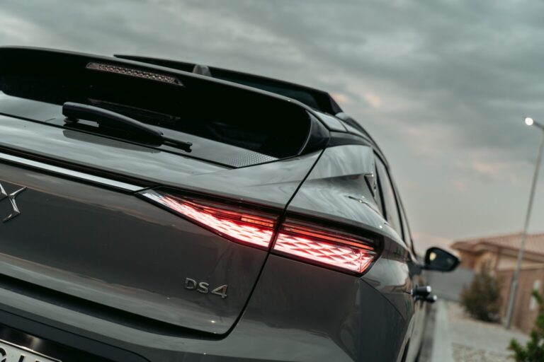 TEST DS4 Cross - s dizajnovým hatchbackom do Chorvátska