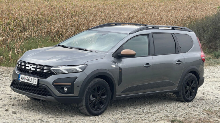 Test: Dacia Jogger.  Ak hľadáte veľké, dostupné a úsporné rodinné auto, je to toto - Testy automobilov - Auto - Pravda