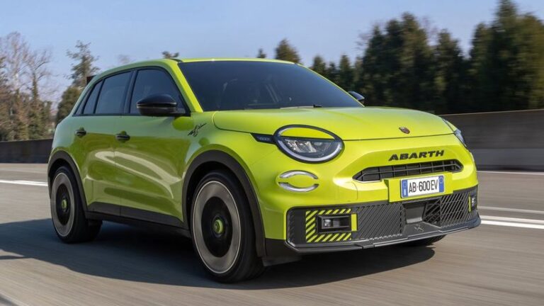 Abarth 600e: Najvýkonnejší ‘škorpión‘ všetkých čias tankuje len elektrinu - Novinky - Auto - Pravda