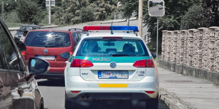 Dopravný znalec Holéci: Nechať odkaz na aute, ktoré ste poškodili? Všade sú kamery (136. podcast Autobazar.EU) | Autobazar.EU