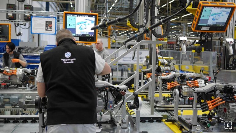 Štrajk v nemeckých továrňach Volkswagenu: Boj o mzdy, pracovné miesta a budúcnosť automobilky