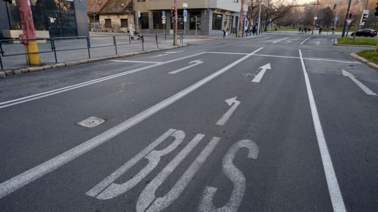Pozor, na cestách sú nové značky. Vyznáte sa v nich? - Poradňa - Auto - Pravda