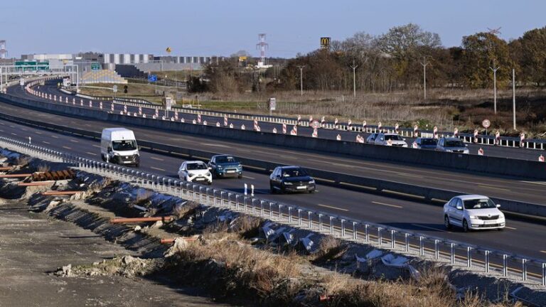Motoristi už môžu jazdiť z D1 priamo na obchvat Bratislavy - Doprava - Auto - pravda.sk