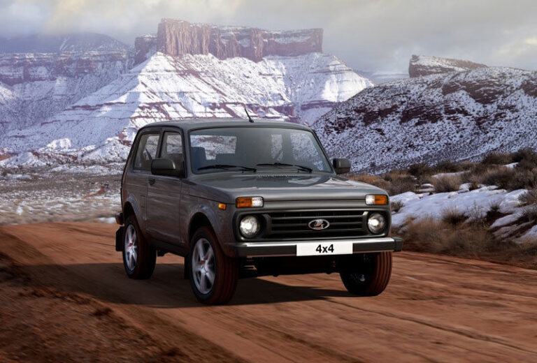 Lada Niva: Namiesto novej generácie len nový motor. Aj to horko-ťažko - Magazín - Auto - Pravda