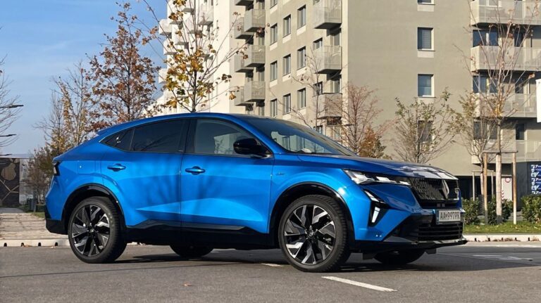 Test: Renault Rafale. Nie je pre vlajkovú loď 3-valec s elektrickou výpomocou málo? - Testy automobilov - Auto - Pravda