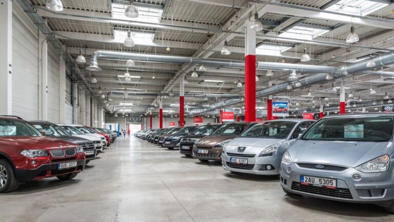 Šok: ‘S elektromobilmi končíme,‘ tvrdí veľký český autobazár  - Magazín - Auto - Pravda