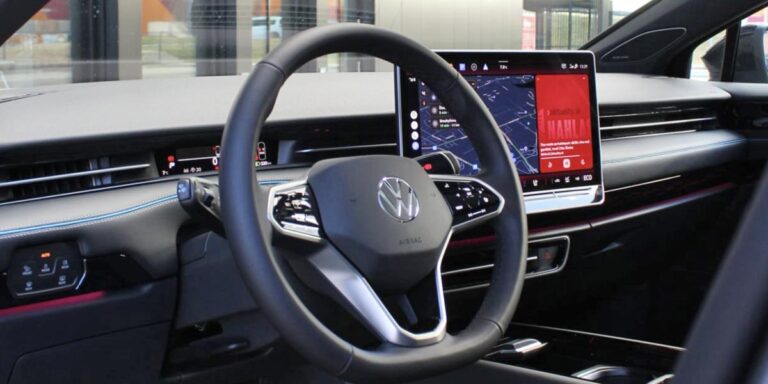 VW šetrí na vyšších miestach. Manažérom zásadne znižuje platy, každý príde o tisíce eur | Autobazar.EU