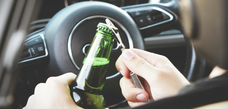 Štatistiky nepustia: Vodiči áut ktorej značky najčastejšie sadnú za volant opití?