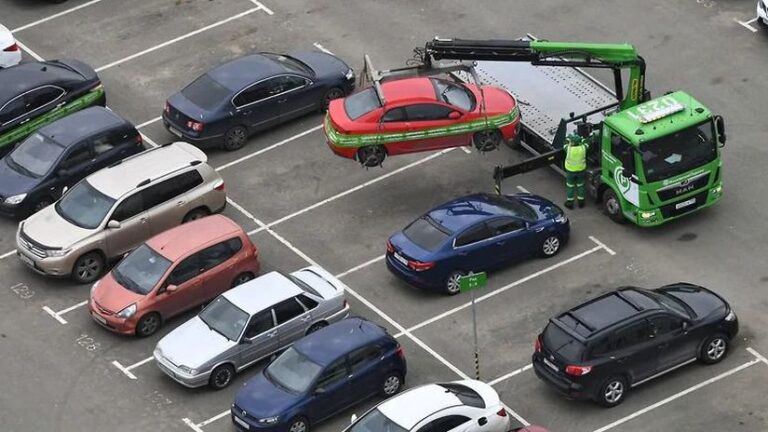 Ruská polícia habe vodičom tisíce áut. Putujú rovno na bojisko - Magazín - Auto - Pravda