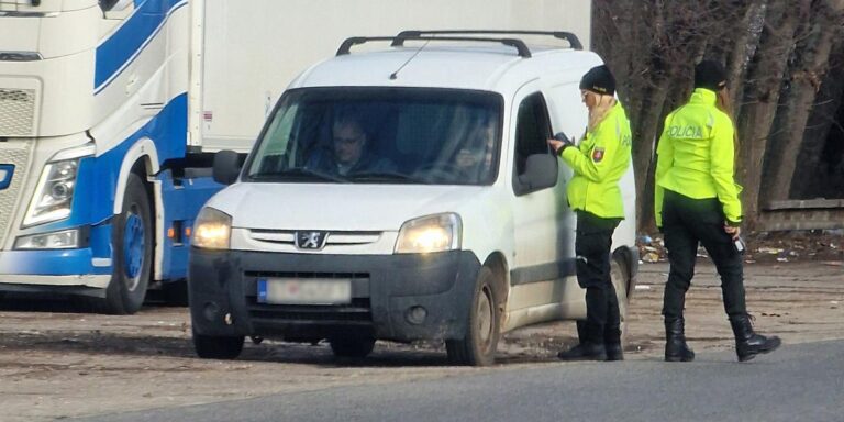 Zamestnávateľ už preverí vodičák zamestnanca aj bez súhlasu; preukazy berú aj za nezaplatené smeti. Témy, ktoré zaujali Slovákov | Autobazar.EU