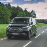 Ford E-Tourneo Custom: Elektrická budúcnosť viacúčelových vozidiel s dojazdom 302 km