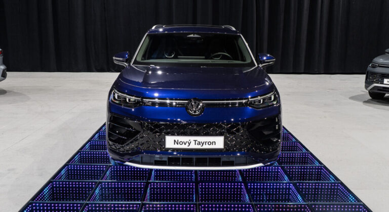 Nesmúťte za Volkswagenom Tiguan Allspace, je tu nový Tayron
