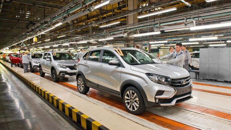 Ruský biznis: Fabriku predali za rubeľ, späť ju dostanú za 1,2 miliardy eur - Magazín - Auto - pravda.sk