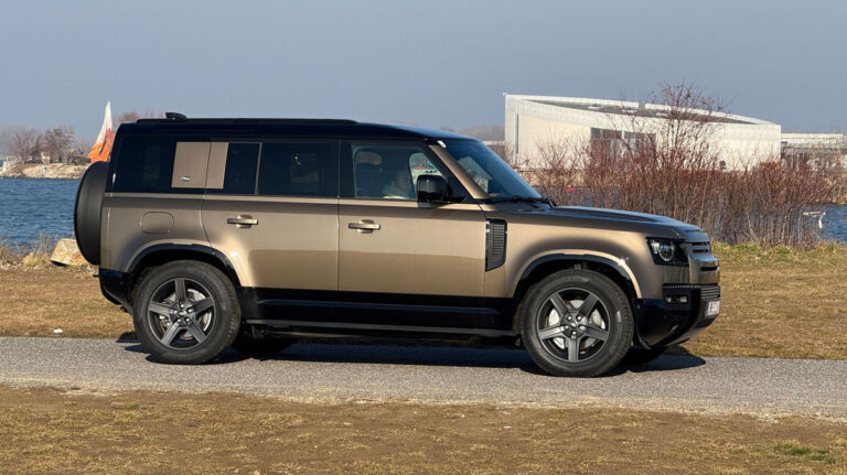 Test: Land Rover Defender 110 - auto, na ktorom len ťažko budete hľadať chybu - Testy automobilov - Auto - Pravda