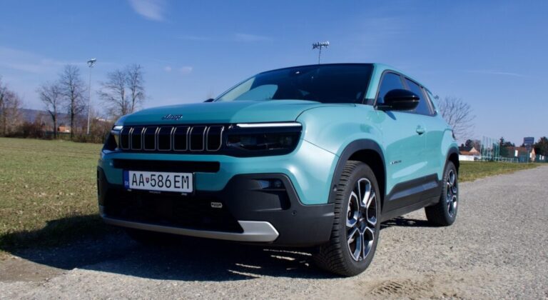 Test Jeep Avenger: Stovka koní mu stačí - AutoGrip