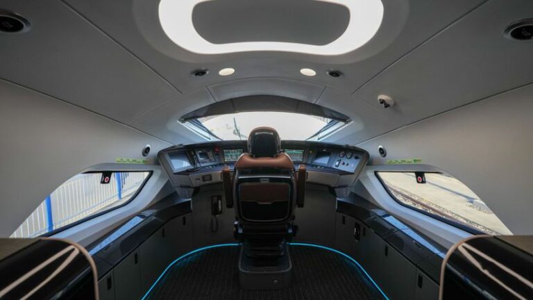 Čína má ďalší supervlak. Je rýchlejší než koľajnice - Magazín - Auto - Pravda