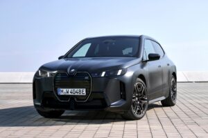 BMW výrazne zvyšuje predaj elektromobilov
