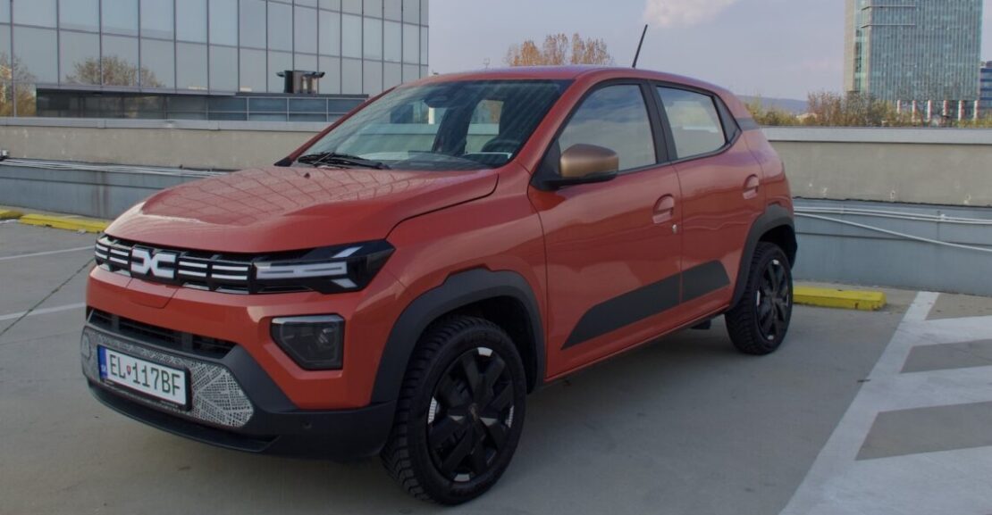 title IMG 7304 2 1140x624 1 Test Dacia Spring: Najlacnejší elektromobil prešiel faceliftom