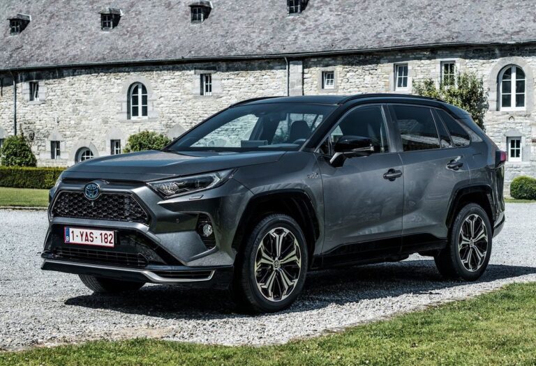 Auto Express: Ktoré ojazdené hybridy sú najlepšie? Tieto odporúča britský magazín - Magazín - Auto - Pravda