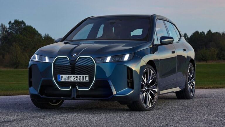 Šok: BMW dočasne zastavilo výrobu elektromobilov. O obnovení nechce hovoriť - Magazín - Auto - Pravda