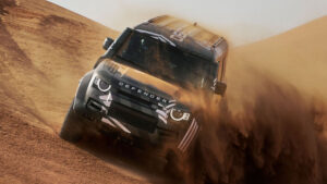 defender rally dynamic 03 clanokW Jaguar Land Rover úspešne predstavil Defender Dakar D7X-R