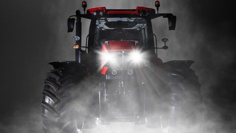 Zetor predstavil svoju novú vlajkovú loď. Má 54 rýchlostí vpred a 27 vzad - Magazín - Auto - pravda.sk