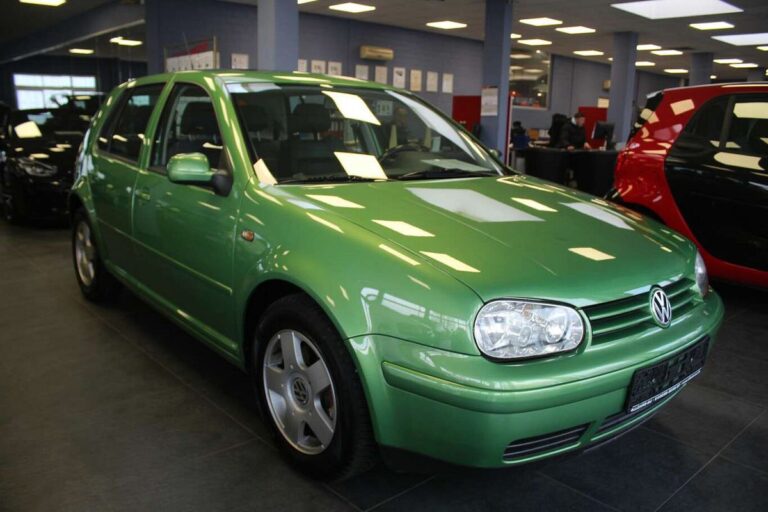 VW Golf V5: Na predaj je dokonalý kus s motorom, ktorý je dnes už len snom - Magazín - Auto - Pravda