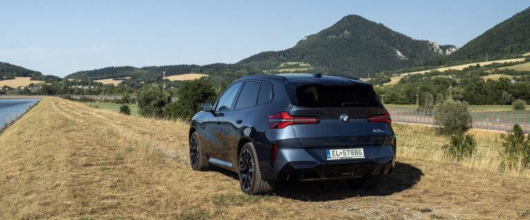 Test BMW X3 xDrive30e: Bez zbytočných otázok - AutoGrip