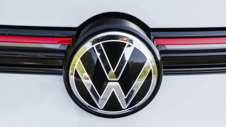 Spaľovacie motory nekončia, prekvapivý výrok šéfa Volkswagenu