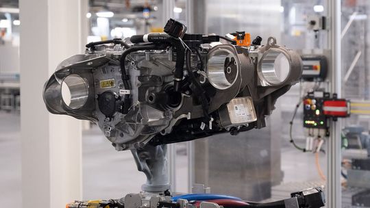 BMW: Elektromotory Gen6 sú ľahšie aj účinnejšie. Dostane ich ‘Neue Klasse‘ - Magazín - Auto - Pravda