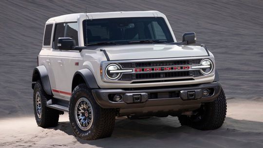 Ford Bronco 60th Anniversary: Divoký kôň oslávi šesťdesiatku - Novinky - Auto - Pravda