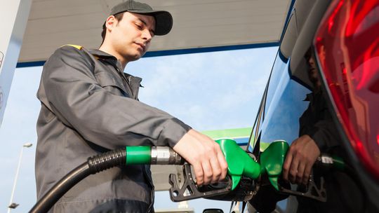 Zlodej sa stratí v hmle. MOL testuje inovatívnu ochranu proti lupičom na benzínkach - Magazín - Auto - pravda.sk