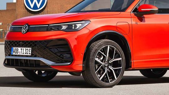 Šok: VW montuje podradné čínske gumy. Zákazníci aj díleri sú zdesení - Magazín - Auto - Pravda