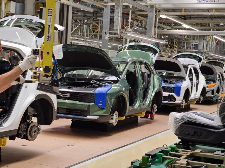 Autopriemysel po reštarte ekonomiky podľa PS: Nutne potrebujeme dlhodobú dohodu s autosektorom, vláda má predstaviť verejno-súkromné partnerstvo | Autobazar.EU